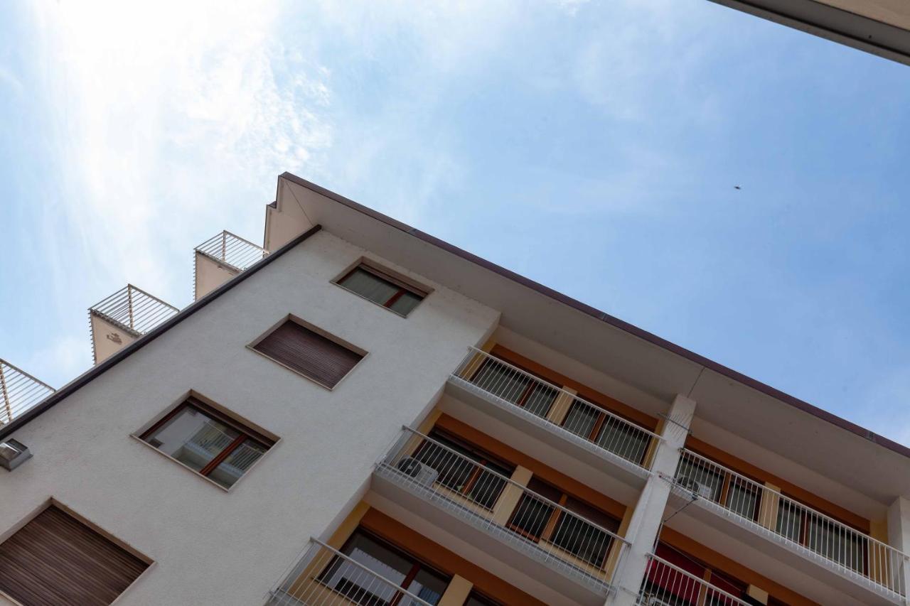 Ferienwohnung Attico Panoramico In Centro - Civetta Belluno Exterior foto
